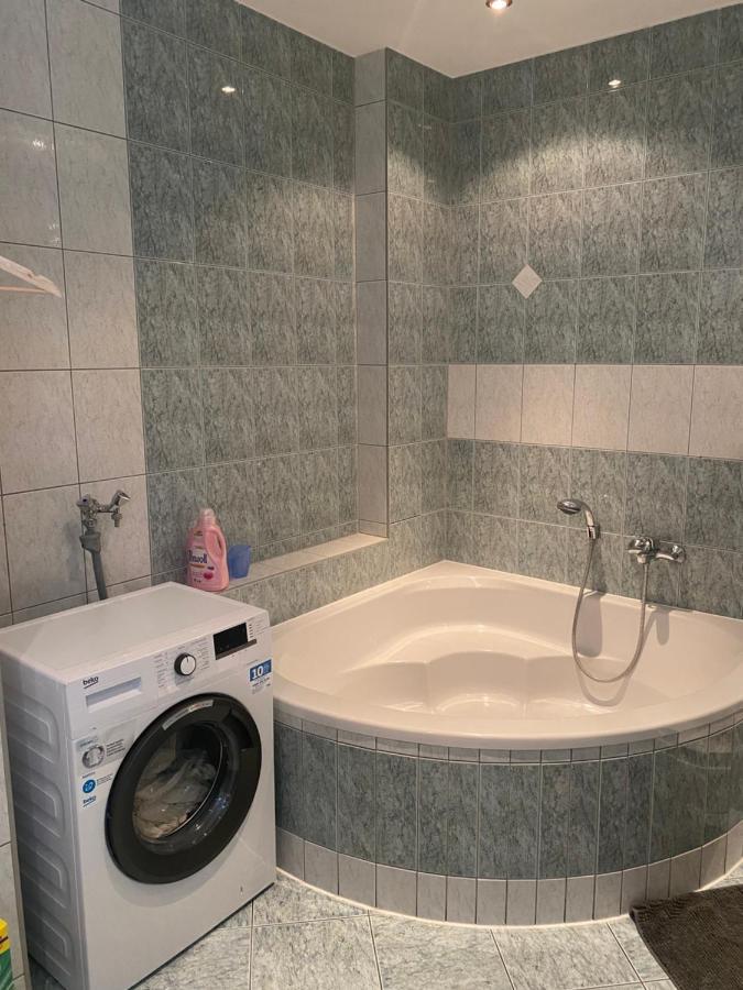 Ferienwohnung Mit Terrasse 아우에 외부 사진